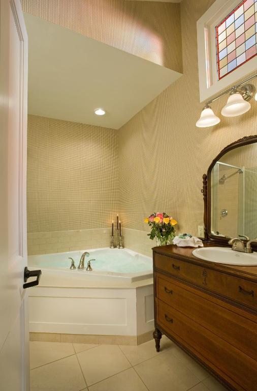 Lake Opechee Inn And Spa Lakonia Dış mekan fotoğraf